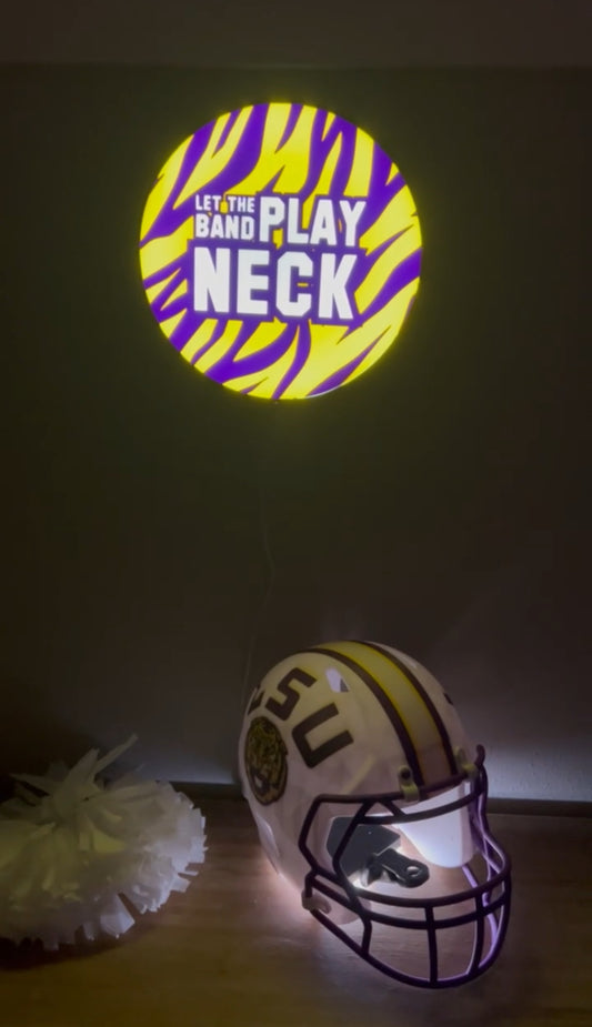 LSU let the band play neck