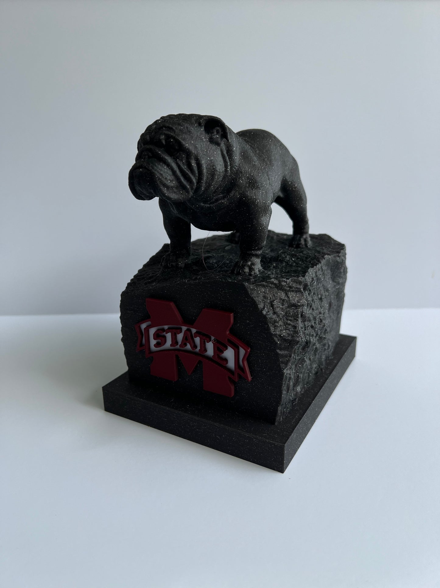 ississippi-state-bulldog-statue